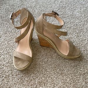 Charles by Charles David Becki taupe suede platform wedges, excellent condition